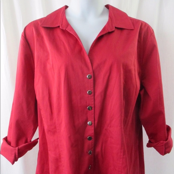 CJ Banks Tops - 3X CJ Banks Snap Front Shirt Red Plus Sz So Pretty